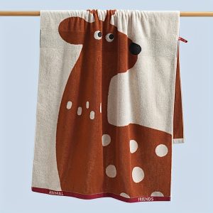 GRACE Ultra-Soft Cotton Bath Towel - Forest Animal Design, Absorbent & Quick-Dry for Men and Women, Perfect for Home Use or as a Gift for Halloween and Christmas