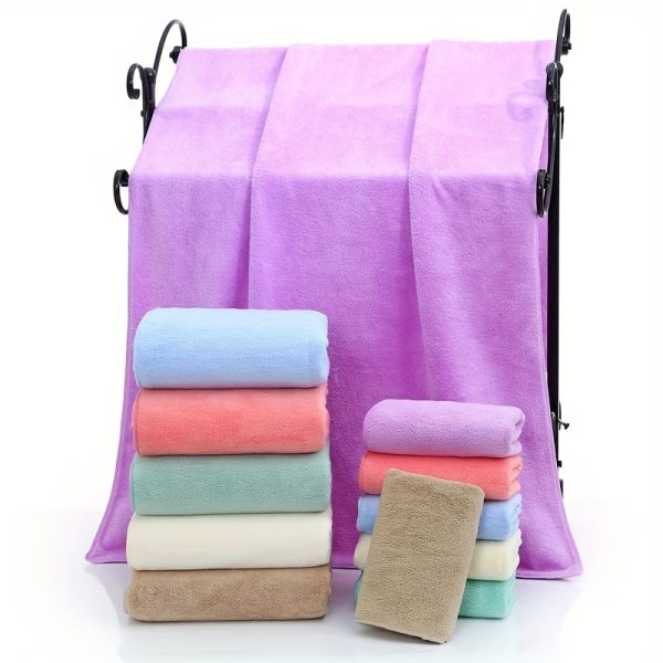 1pc 100% Coral Velvet Comfortable Bath Towel, Thickened Absorbent Shower Towel, Soft Daily Towel Perfect For Men And Women, Bathroom Supplies, Home Supplies