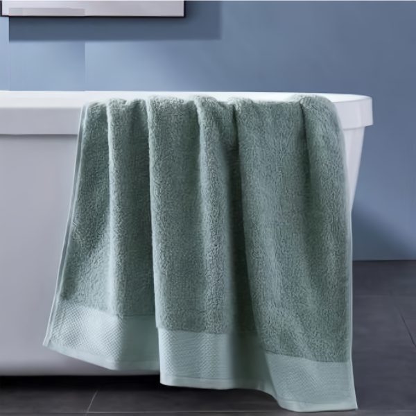 Emerald Green Cotton Pile Bath Towel, Ultra Soft Luxury Towels, Thick Plush Essentials, Absorbent Heavyweight, Guest Bath, Hotel, Spa, Home Bathroom, Shower Basics, Sea Foam